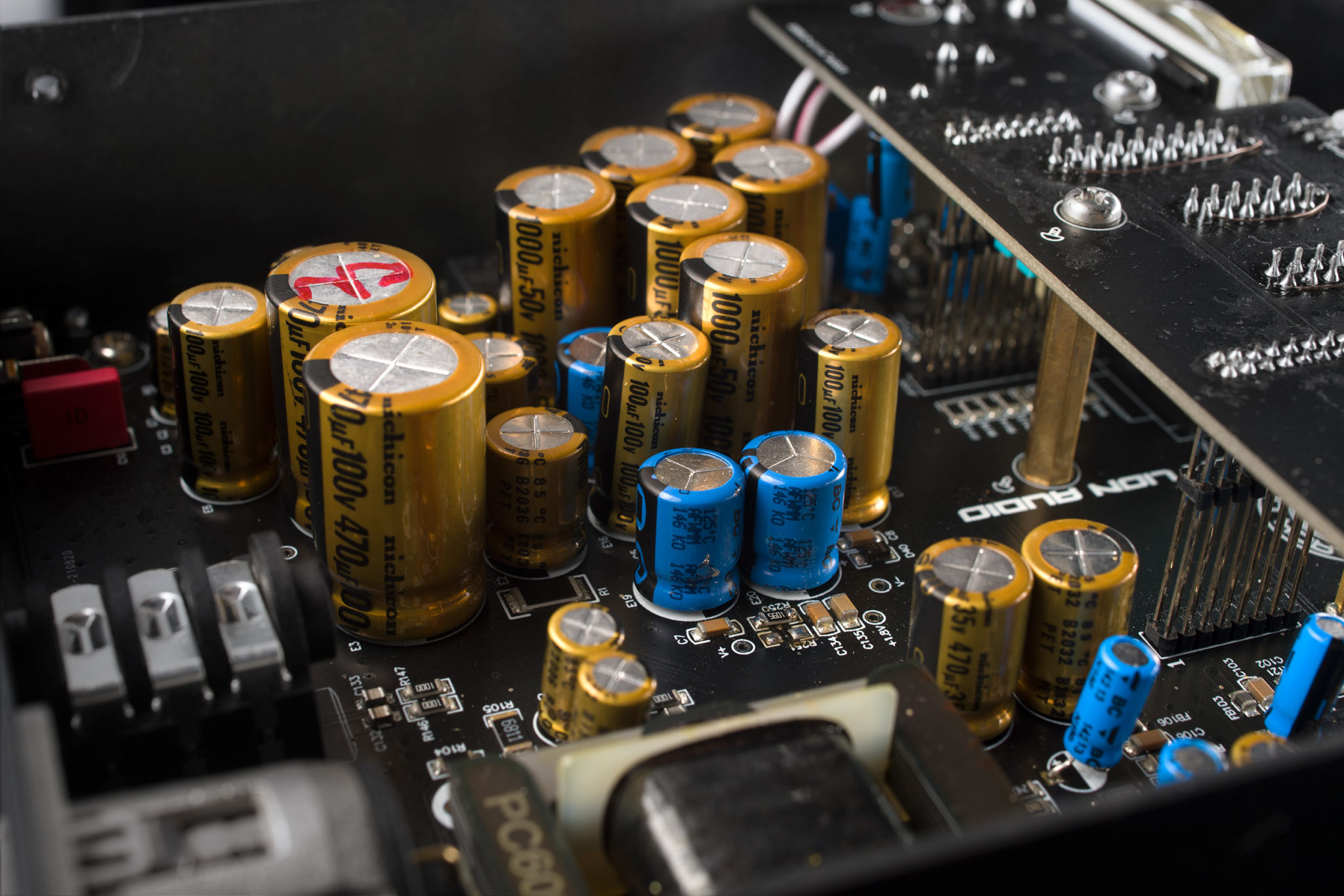 Auteur DT Versatile Single Channel Preamp/DI Box Black Lion Audio